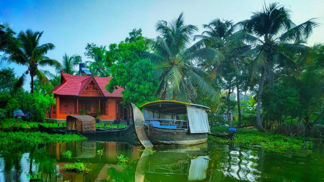 Little Chembaka Guest House Kumarakom Exterior photo